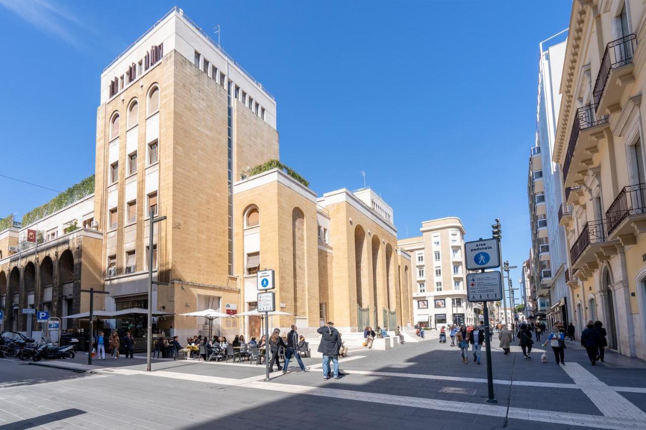 Twelve12 - Universita & Stazione Aparment Bari Exterior photo